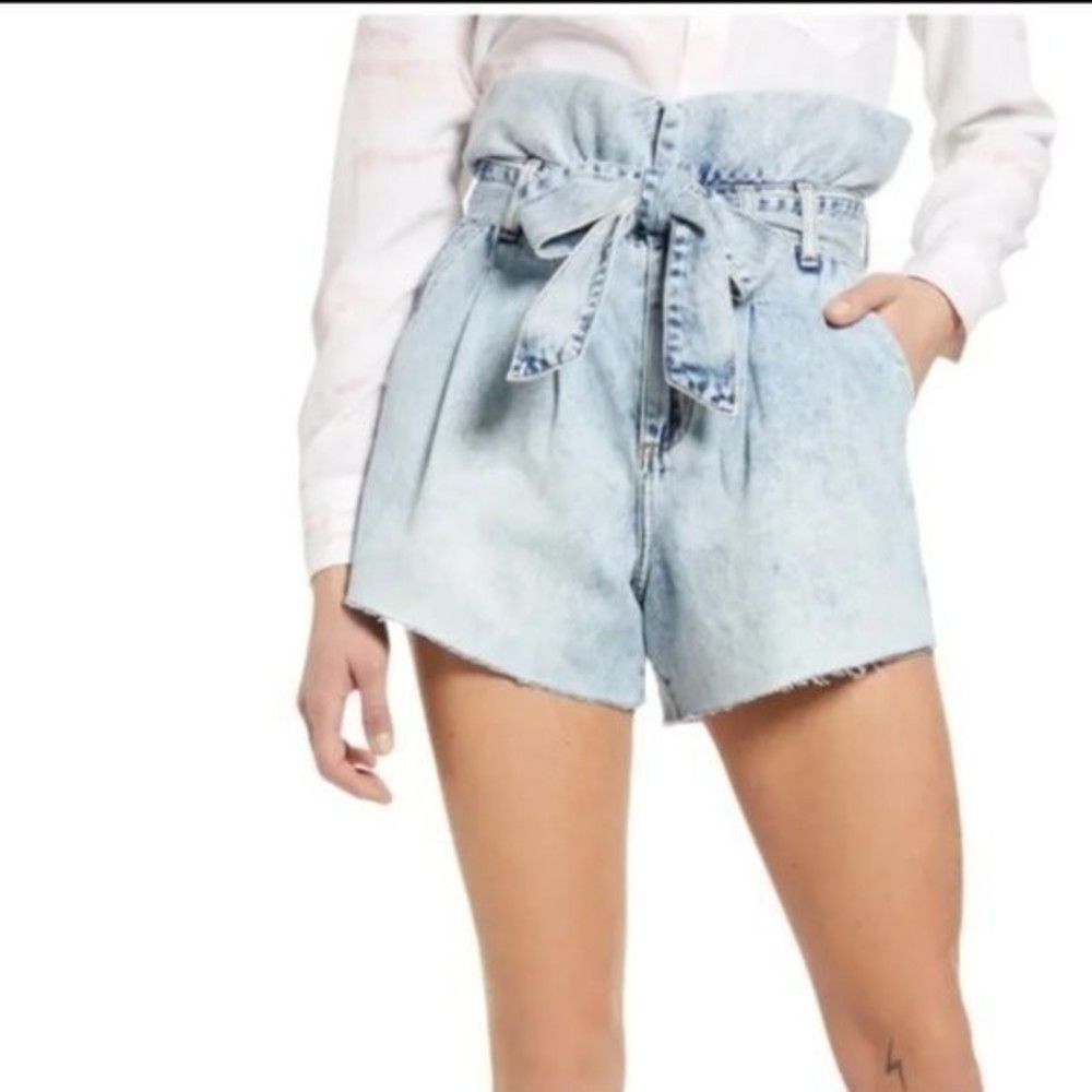 NWT Blank NYC Paper Bag Light Wash Denim Shorts